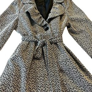Belted Tweed lightweight XL Black White Peplum Jacket Classic Chic Quiet Luxury